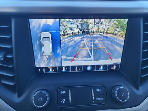 Used 2020 GMC Acadia Denali w/ Trailering Package image 18