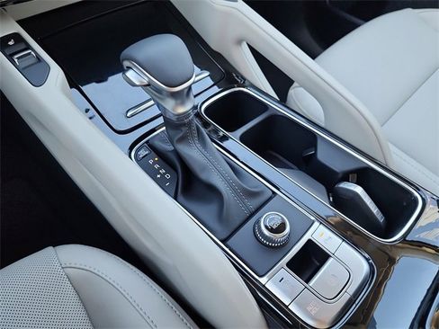 New 2025 Kia Telluride S image 23