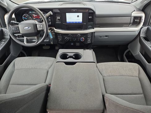 Used 2025 Ford F250 XLT image 16