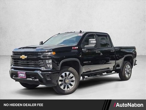 Used 2025 Chevrolet Silverado 2500 Custom w/ Custom Value Package AWD/4WD image 1