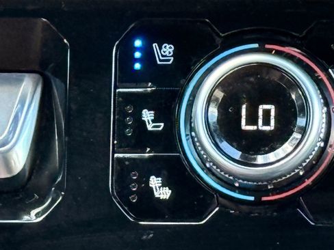 Used 2024 GMC Sierra 2500 Denali Ultimate w/ Max Trailering Package image 22