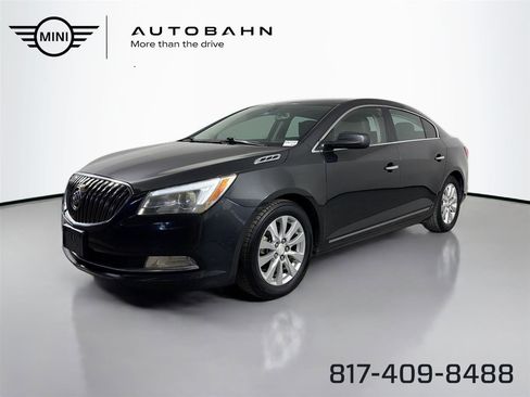 Used 2015 Buick LaCrosse FWD image 1