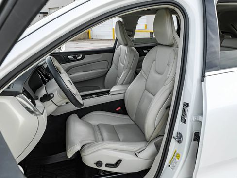 Used 2021 Volvo XC60 T5 Inscription w/ Advanced Package FWD image 26