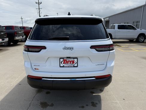 Used 2025 Jeep Grand Cherokee L Laredo w/ Luxury Tech Group I AWD/4WD image 37