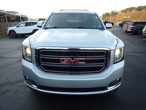 Used 2019 GMC Yukon XL SLT image 8