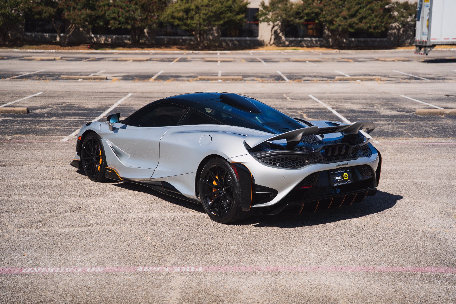 Used 2021 McLaren 765LT RWD image 45