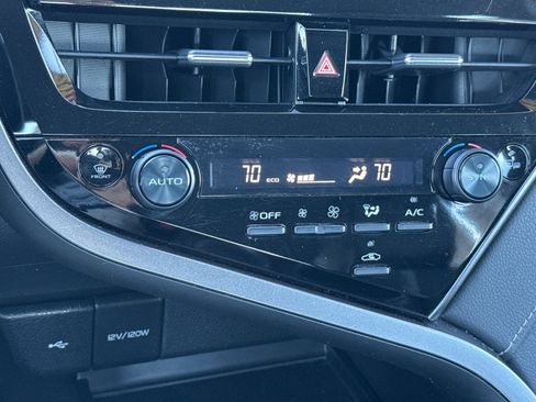 Certified 2023 Toyota Camry SE image 24