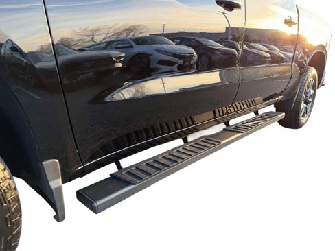 Used 2025 Chevrolet Silverado 1500 LT image 10