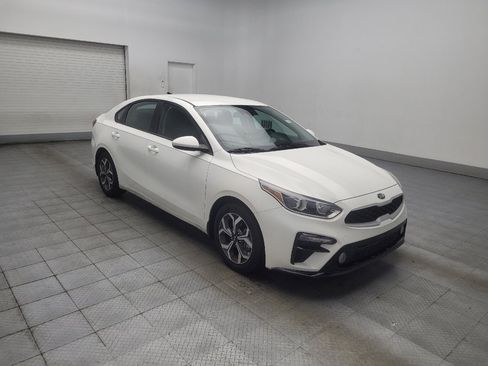 Used 2021 Kia Forte LXS FWD image 13