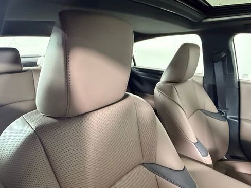 New 2025 Lexus ES 350 w/ Premium Package image 28