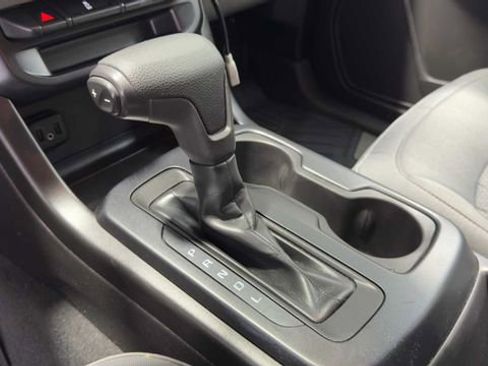 Used 2019 GMC Canyon 2WD Crew Cab w/ Convenience Package image 25