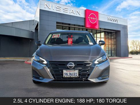Used 2025 Nissan Altima 2.5 S image 4