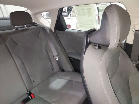 Used 2025 Kia K4 LXS image 14