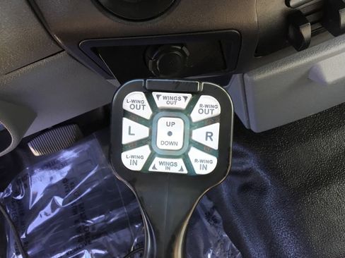 Used 2015 Ford F250 XL w/ Power Equipment Group image 48