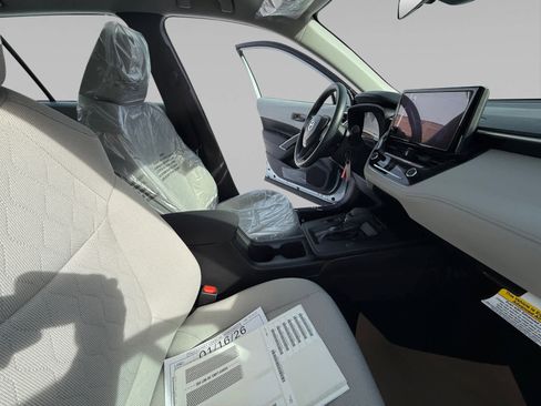 New 2026 Toyota Corolla Cross L image 15