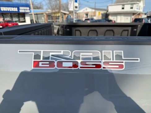 Used 2024 Chevrolet Silverado 1500 Custom Trail Boss image 9