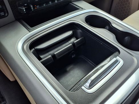 Used 2018 RAM 1500 Limited image 17