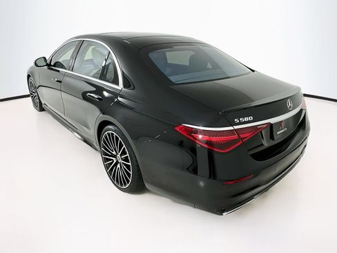 Used 2022 Mercedes-Benz S 580 4MATIC Sedan image 6