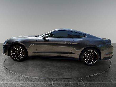 Used 2018 Ford Mustang GT RWD image 6