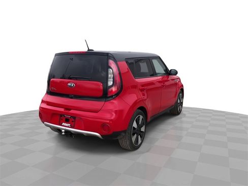 Used 2018 Kia Soul + image 8