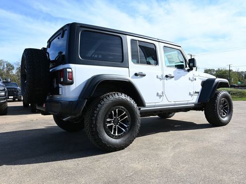 New 2025 Jeep Wrangler Willys image 5