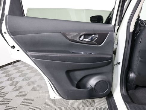 Used 2019 Nissan Rogue S w/ Special Edition Package image 16