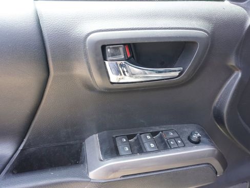 Used 2023 Toyota Tacoma Limited RWD image 4