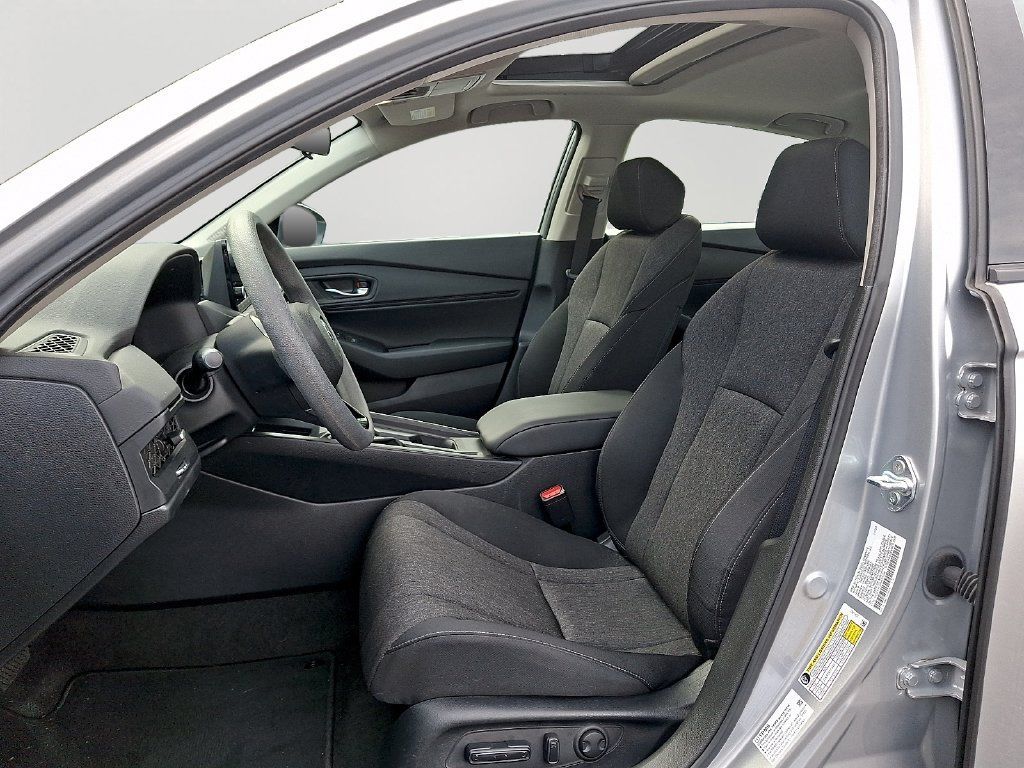 Used 2024 Honda Accord EX image 14