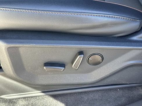 New 2025 Ford F150 Lariat w/ Equipment Group 501A Mid image 23