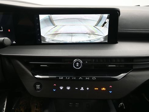 Certified 2025 Nissan Murano SV image 16