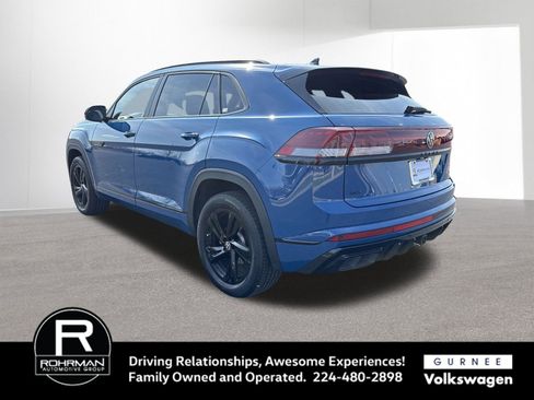 Used 2025 Volkswagen Atlas Cross Sport SEL R-Line image 6