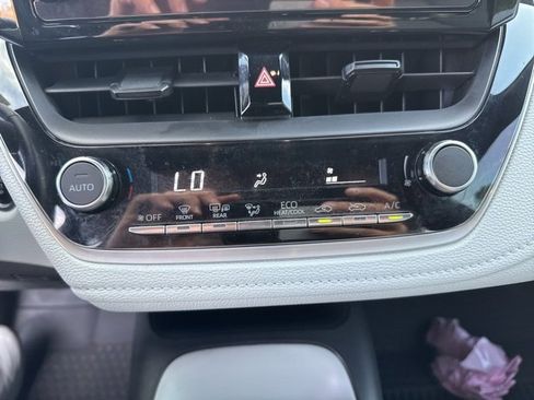 Used 2024 Toyota Corolla SE image 17