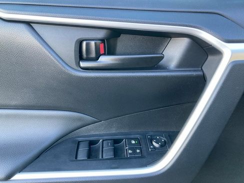 Certified 2025 Toyota RAV4 LE image 11