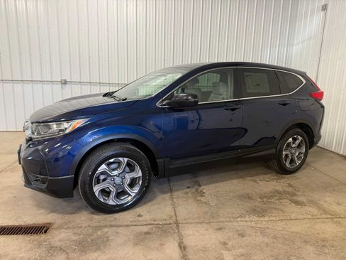 Used 2017 Honda CR-V EX image 2