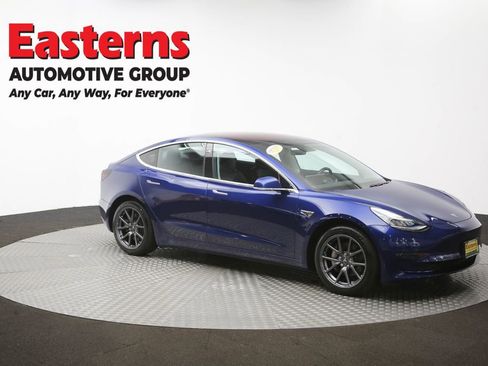 Used 2018 Tesla Model 3 Mid Range RWD image 46