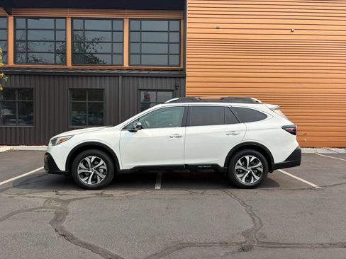 Used 2020 Subaru Outback Touring XT AWD/4WD image 2