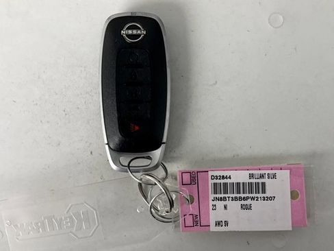 Used 2023 Nissan Rogue SV w/ SV Premium B Package AWD/4WD image 10