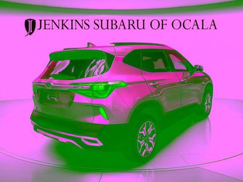 Used 2021 Kia Seltos EX AWD/4WD image 3