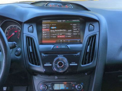Used 2013 Ford Focus ST FWD image 17