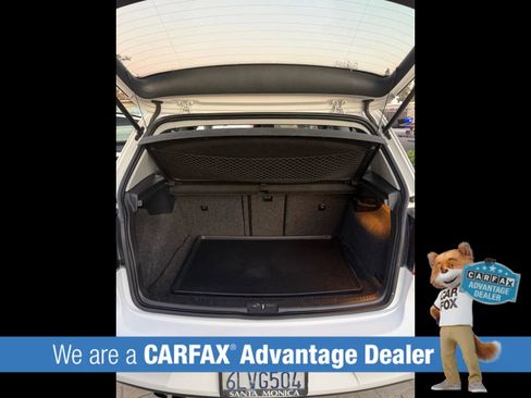 Used 2010 Volkswagen Golf 2-Door image 23