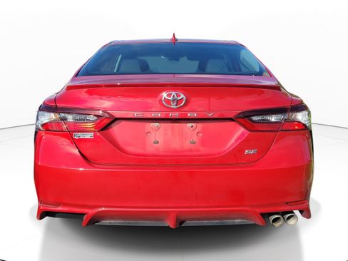 Used 2023 Toyota Camry SE FWD image 6