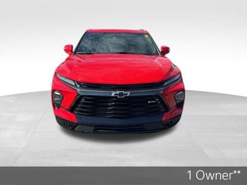 Used 2023 Chevrolet Blazer RS image 2