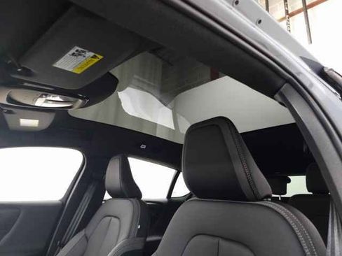 Certified 2023 Volvo C40 Recharge Core image 19