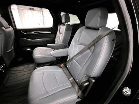 Used 2023 Buick Enclave Essence w/ Experience Buick Package image 22