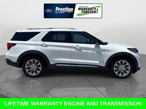 Certified 2026 Ford Explorer Platinum RWD image 3