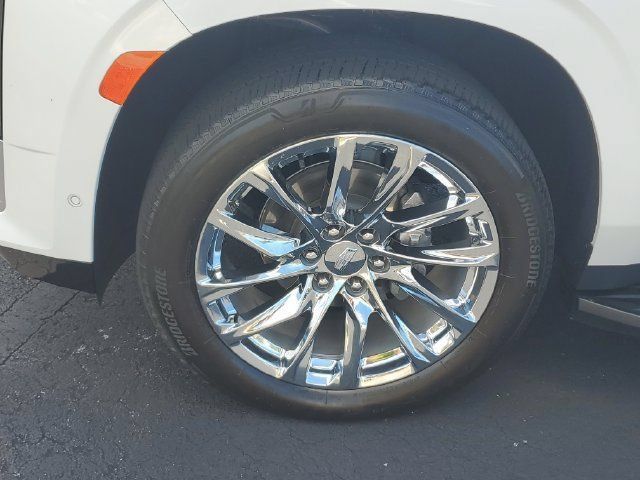 Certified 2023 Cadillac Escalade ESV Premium Luxury w/ LPO, Radiant Package AWD/4WD image 11