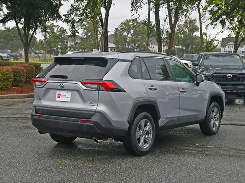 Certified 2023 Toyota RAV4 XLE image 4