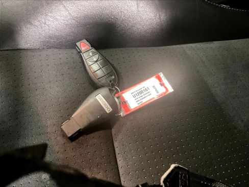 Used 2010 Dodge Challenger SRT8 w/ SRT Option Group II image 30