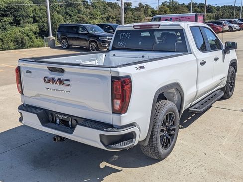 New 2026 GMC Sierra 1500 Pro w/ Graphite Edition image 7