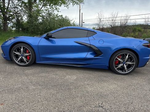 Used 2021 Chevrolet Corvette Stingray Premium Cpe w/ Z51 Performance Package RWD image 6
